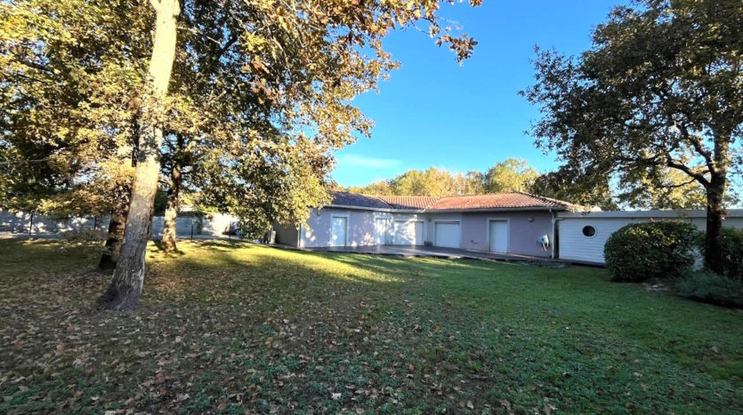 Maison usage mixte Magudas